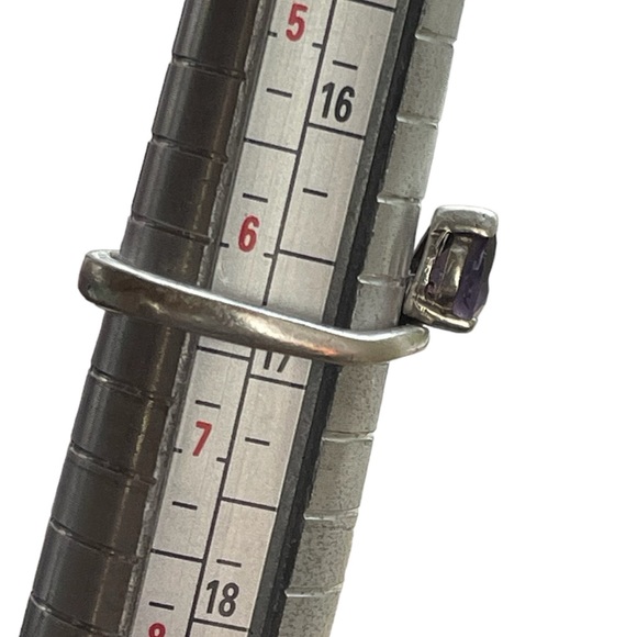 Signed Prong Set Heart Shaped Amethyst Signed 925 Silver Ring - Picture 7 of 7